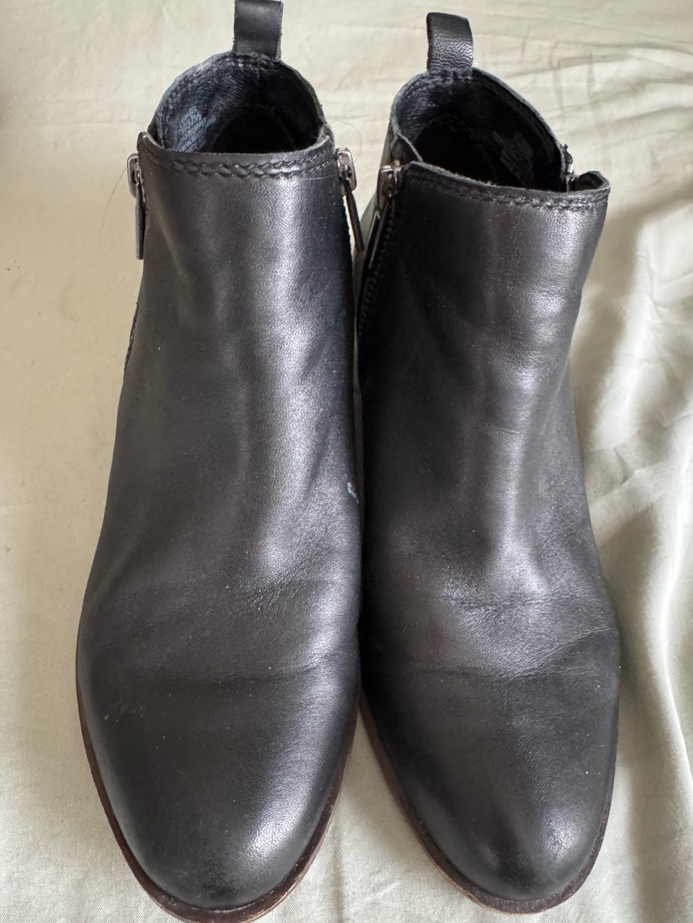 Lucky Brand Basel Black Leather Ankle Boots - Classic Chelsea Style Size 7